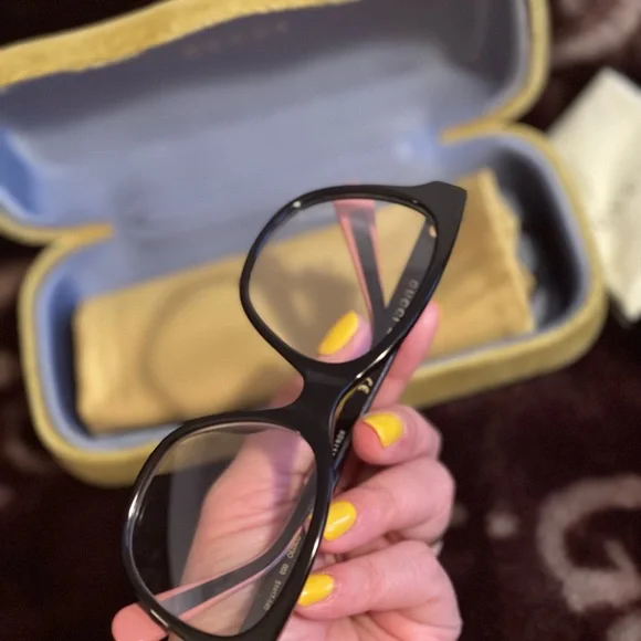 Gucci Prescription Glasses - Picture 3 of 11
